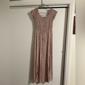 Light pink stretchy top off the shoulder maxi dress with 2 slits in the skirt